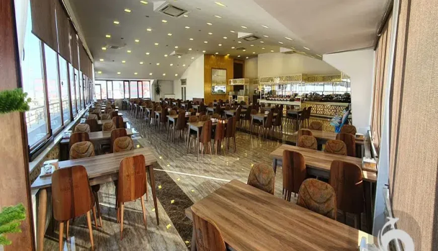 هتل هالدی وان